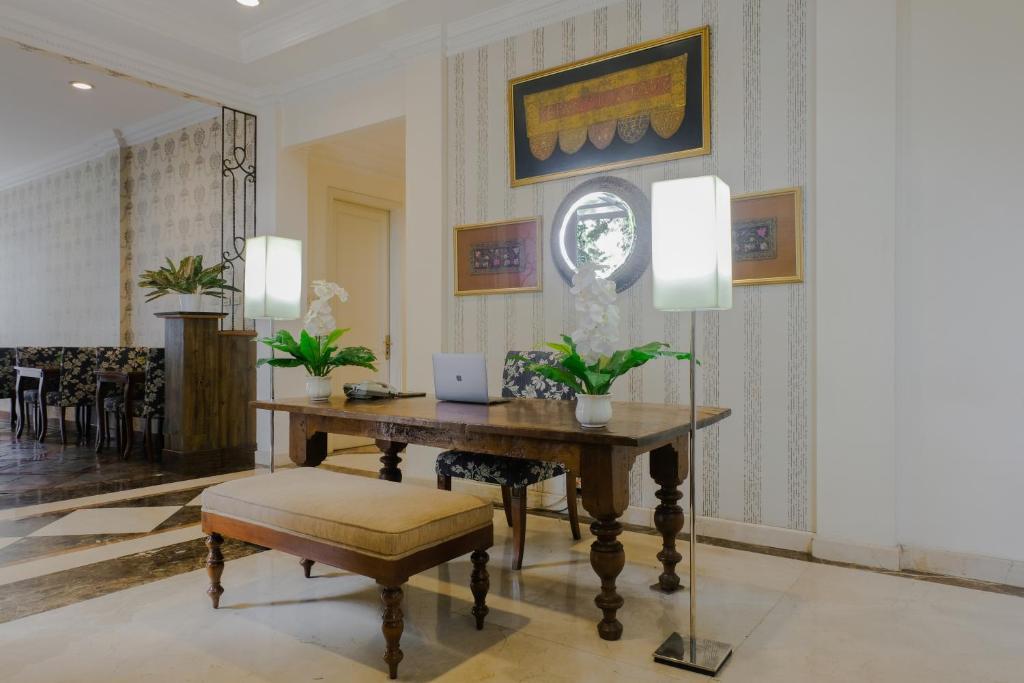 Artotel Casa Hangtuah Джакарта Экстерьер фото